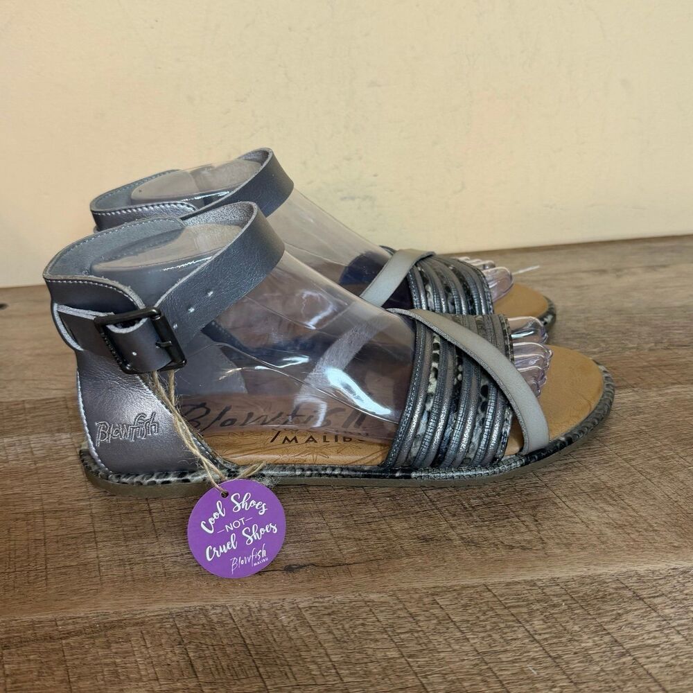 NWT Blowfish Malibu women’s Sandals Size 7 shoes